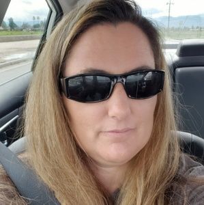 Meet your Posher, Shawna